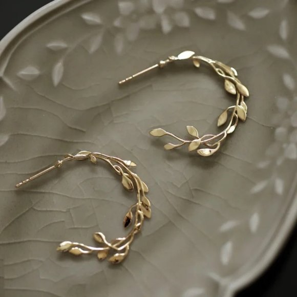 Sterling Gold Leaf hoop Earrings - Picture 4 of 5